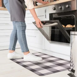 World Rug Gallery Checkered Plaid Anti-Fatigue Standing Mat -Safavieh Store GUEST 5020ec19 bae3 4970 9b36 9e5f578129f3