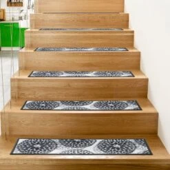 World Rug Gallery Modern Floral Circles Non-Slip Stair Treads -Safavieh Store GUEST 55d02c98 5766 4886 840d ff96f5e3ebfe