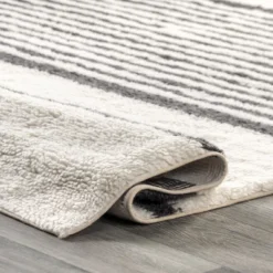 Lauren Liess X RugsUSA - Striped Wool Machine Washable Area Rug -Safavieh Store GUEST 5d194dca d69d 4bd8 b03e 404b6be78573