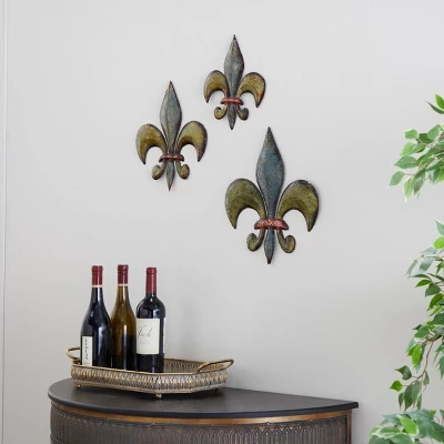 Set Of 3 Metal Fleur De Lis Relief Wall Decors - Olivia & May 4 Set Of 3 Metal Fleur De Lis Relief Wall Decors - Olivia & May - Image 2