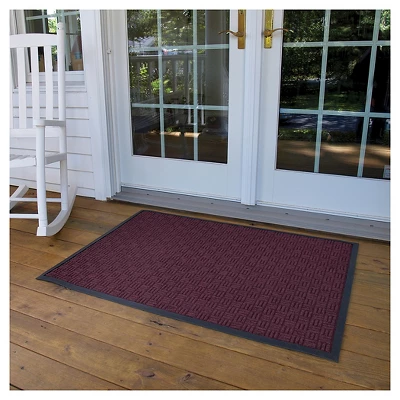 2'x3' Solid Doormat Burgundy/Black - HomeTrax 3 2'x3' Solid Doormat Burgundy/Black - HomeTrax