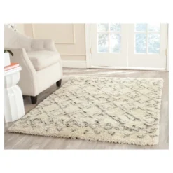 Jolie Geometric Area Rug - Safavieh -Safavieh Store GUEST 824491b3 a0bb 4ec1 b4b6 693de1f95374