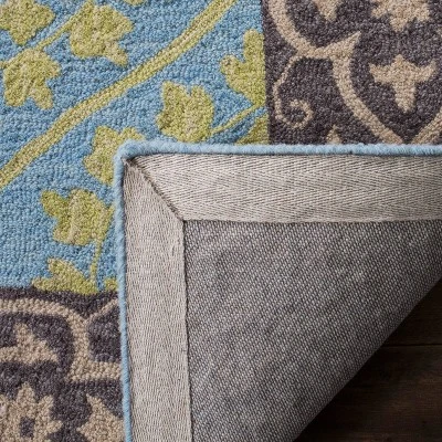 Mellisa Leaf Hooked Rug - Safavieh 5 Mellisa Leaf Hooked Rug - Safavieh - Image 3