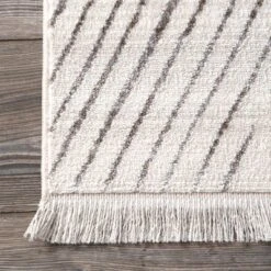 NuLOOM Jazlyn Broken Chevrons Area Rug 19 NuLOOM Jazlyn Broken Chevrons Area Rug -Safavieh Store GUEST 95c7a5cc 1d86 4787 979b 6705956a821e