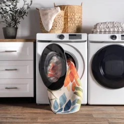 NuLOOM Rosana Floral Machine Washable Indoor/Outdoor Area Rug -Safavieh Store GUEST 962ed29d b45a 484c be12 f6fc4fbebb1f