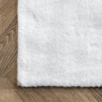 NuLOOM Layne Soft Silky Faux Rabbit Area Rug 6 NuLOOM Layne Soft Silky Faux Rabbit Area Rug - Image 4