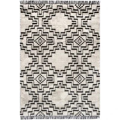 NuLOOM Celia Soft Shag Abstract Aztec Fringe Area Rug 11 NuLOOM Celia Soft Shag Abstract Aztec Fringe Area Rug - Image 9