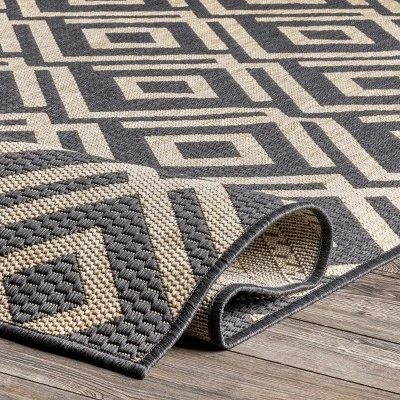 NuLOOM Jayne Geometric Diamond Indoor/Outdoor Area Rug 5 NuLOOM Jayne Geometric Diamond Indoor/Outdoor Area Rug - Image 3