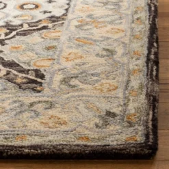 Katherine Medallion Tufted Area Rug - Safavieh