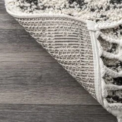 NuLOOM Vasiliki Moroccan Global Tassel Area Rug -Safavieh Store GUEST a49c106d ba43 4efc a3f7 7b4fb32e4f58