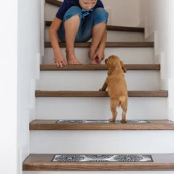 World Rug Gallery Modern Floral Circles Non-Slip Stair Treads -Safavieh Store GUEST afa85d5c d0d5 47b5 8892 496641ee0b5f