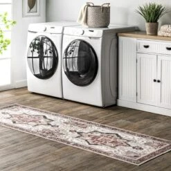 NuLOOM Miley Machine Washable Traditional Medallion Area Rug