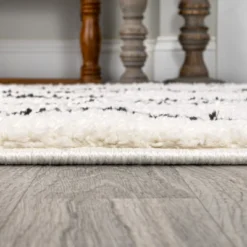 Catala Moroccan Diamond Shag Indoor Area Rug - JONATHAN Y -Safavieh Store GUEST c50c2c94 bf89 4052 b672 2fe9a049947a