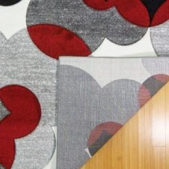 Disney Mickey Mouse Encore 5'3"x7' Indoor Area Rug White/Red -Safavieh Store GUEST e26edcf7 dd15 4826 a2b3 6f9b2d567e62