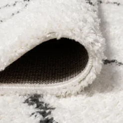 Catala Moroccan Diamond Shag Indoor Area Rug - JONATHAN Y -Safavieh Store GUEST f32a3238 9013 4b38 8b77 349afbecf96f