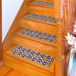 World Rug Gallery Trellis Non-Slip Stair Treads -Safavieh Store GUEST f3601629 f7f1 4c06 b617 53d78702edee
