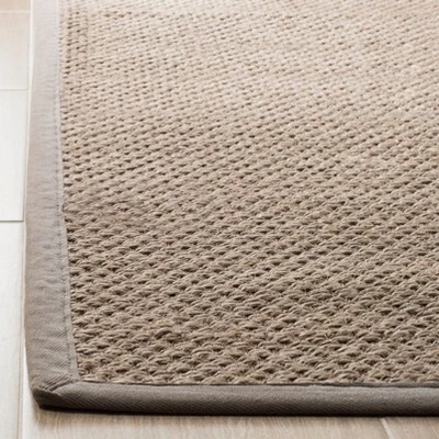 Lilia Solid Loomed Rug - Safavieh 3 Lilia Solid Loomed Rug - Safavieh